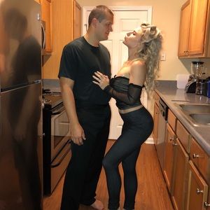 Forever 21 Black Long Sleeve Crop Top